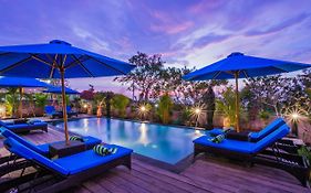 Tatak Bunut Villa Ceningan